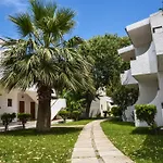 فندق Vallian Village باراديسيون