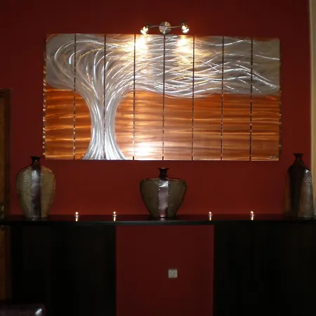 Vallian Village Paradeísion