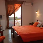 Vallian Village 3*