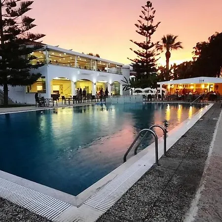 Vallian Village Hotel