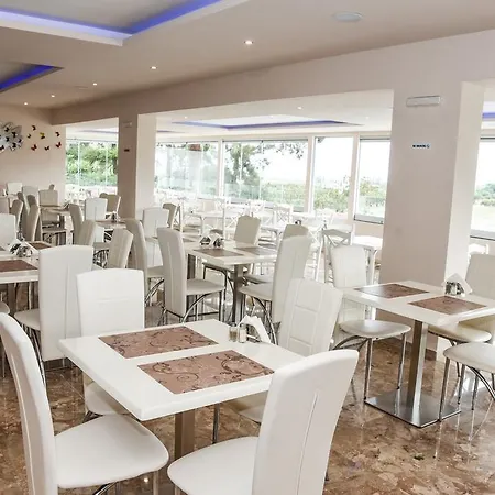 Vallian Village Hotel