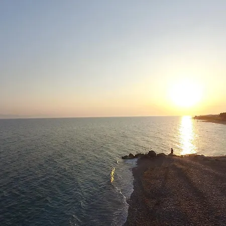 Vallian Village Hotel 3*