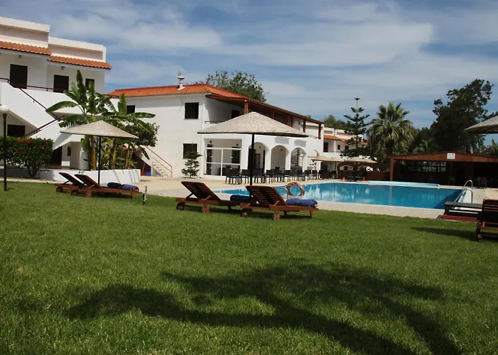 Vallian Village Paradeísion