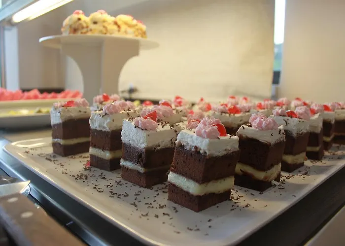 호텔 Vallian Village