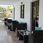 Hotel Vallian Village