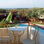 Vallian Village Hotel