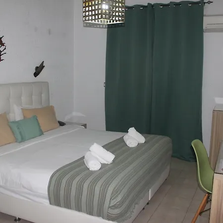 Vallian Village Paradeísion