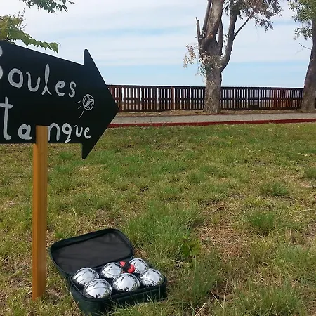 ホテル Vallian Village 3*