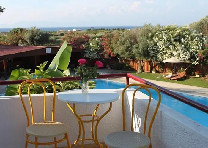 Vallian Village Hotel