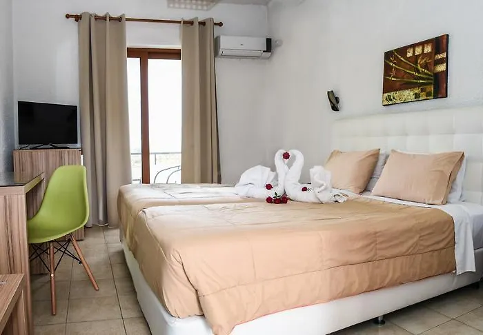 Hotel Vallian Village